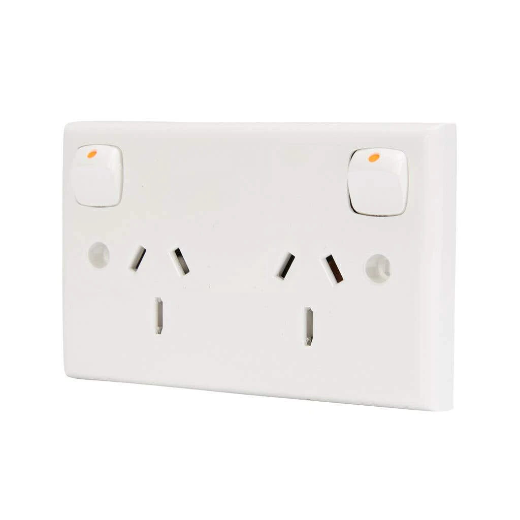 HPM Double Powerpoint 15A White 1 HPM Double Powerpoint 15A White