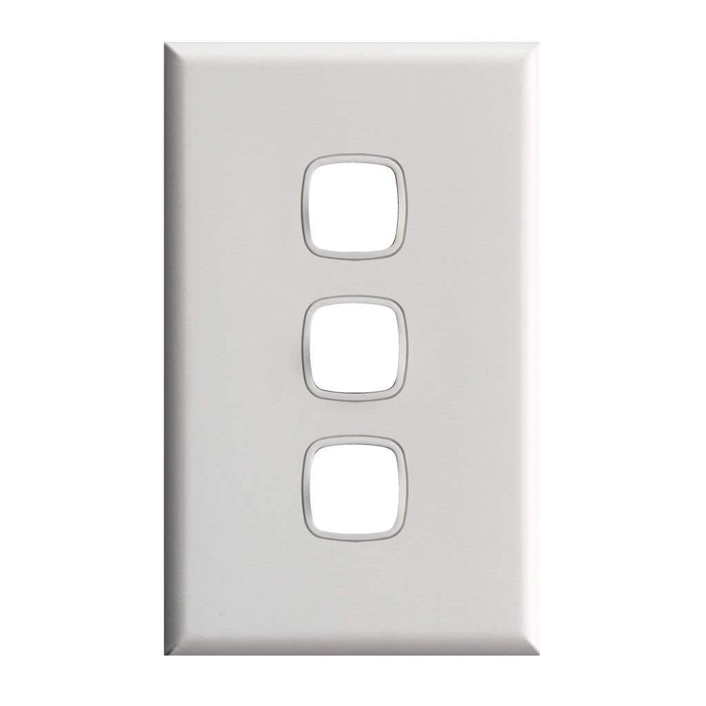 HPM 3 Gang Switch 240Vac 10A White 1 HPM 3 Gang Switch 240Vac 10A White