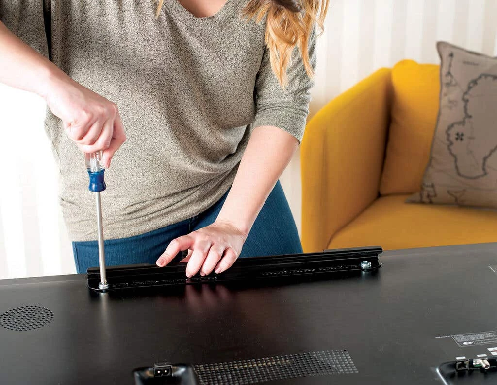 Secura Fixed Flat Panel TV Wall Mount 22" - 50" 2 Secura Fixed Flat Panel TV Wall Mount 22" - 50" - Image 2