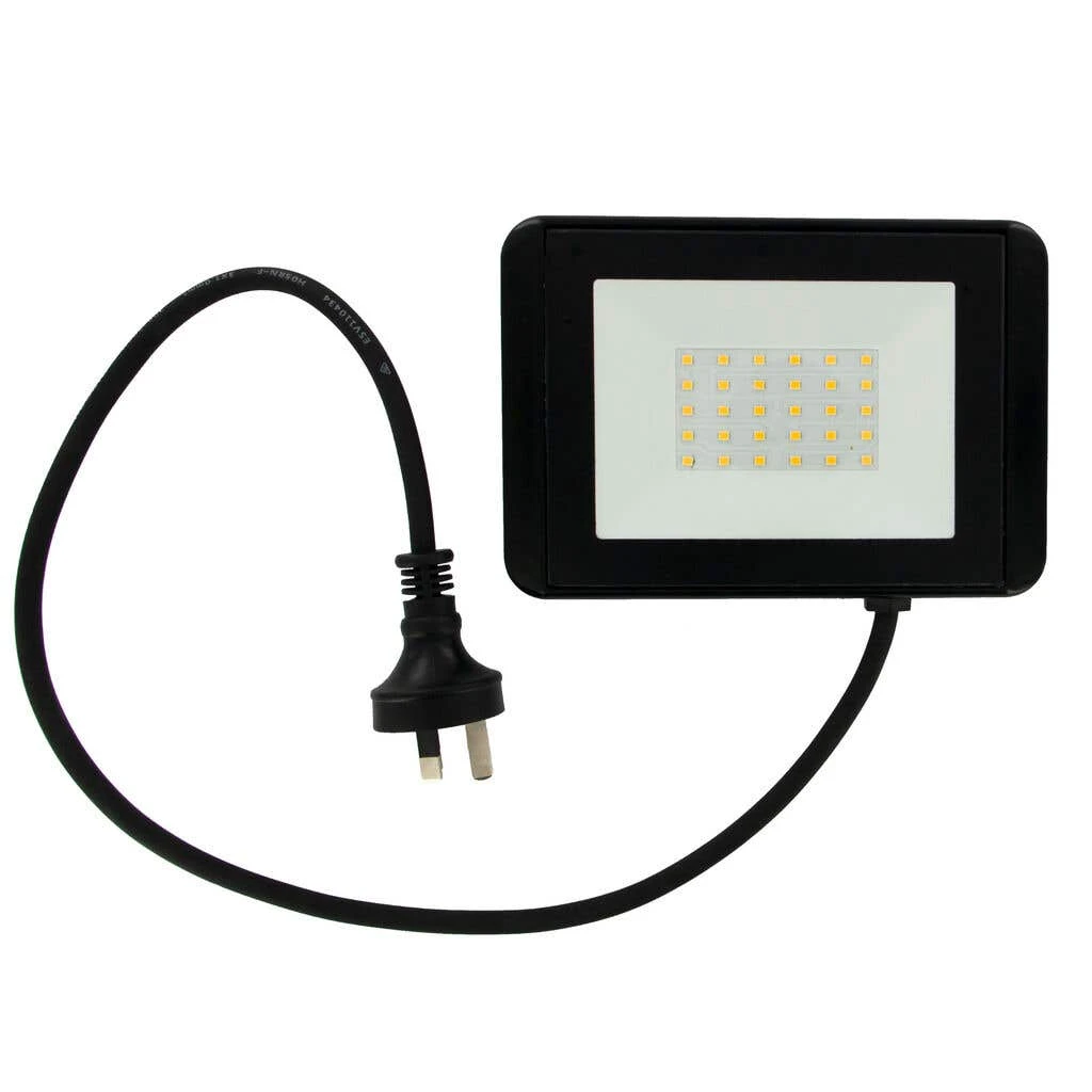 HPM Fina 20W 1900 Lumens LED Floodlight Cool White 1 HPM Fina 20W 1900 Lumens LED Floodlight Cool White